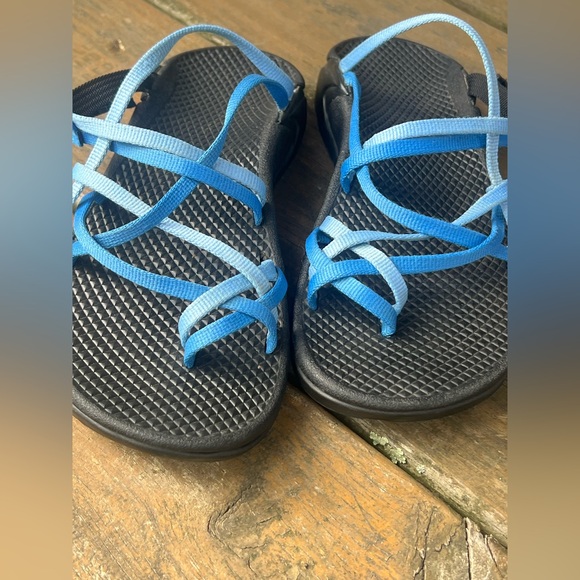 Chaco Ecotread Caribbean/Spa Ladies Blue Strappy Sandals- size 6- like new - Picture 4 of 6
